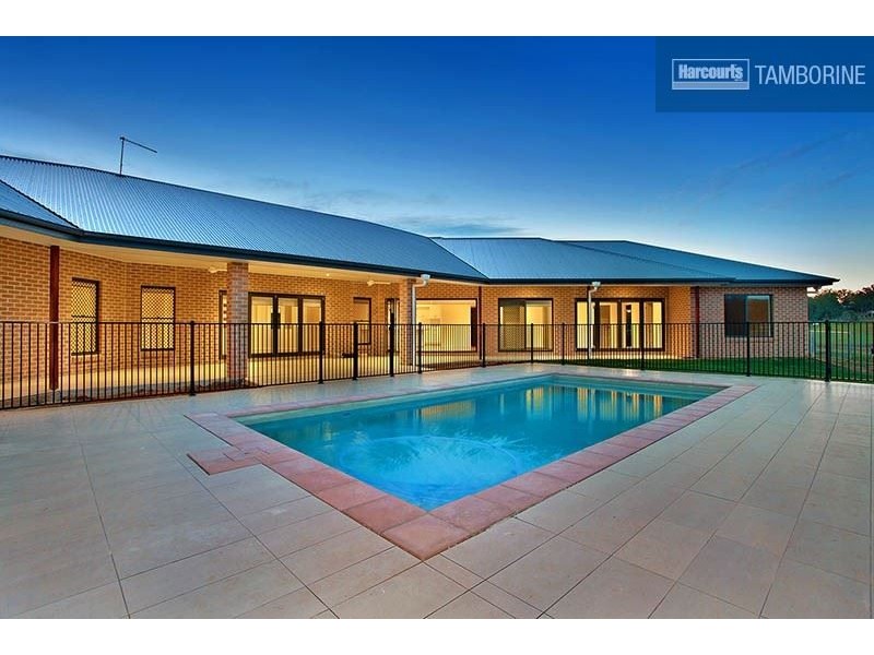 37 Riemore Circuit, Tamborine QLD 4270
