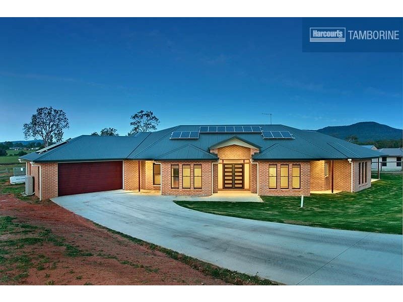 37 Riemore Circuit, Tamborine QLD 4270