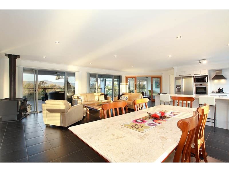 6-8 Borrowdale Court, Mundoolun QLD 4285