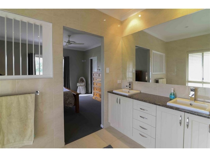 56 Old Coach Road, Tamborine QLD 4270