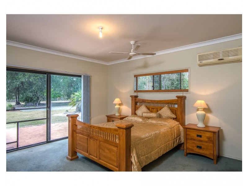 76 Racecourse Place, Tamborine QLD 4270