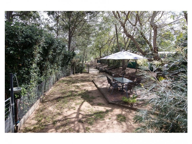 2 Bundamba Court, Mundoolun QLD 4285