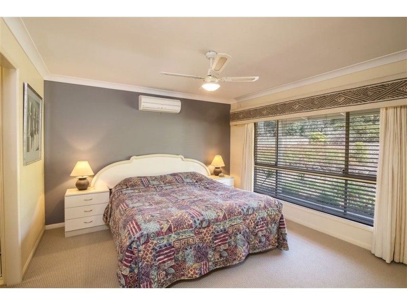 21 Racecourse Place, Tamborine QLD 4270