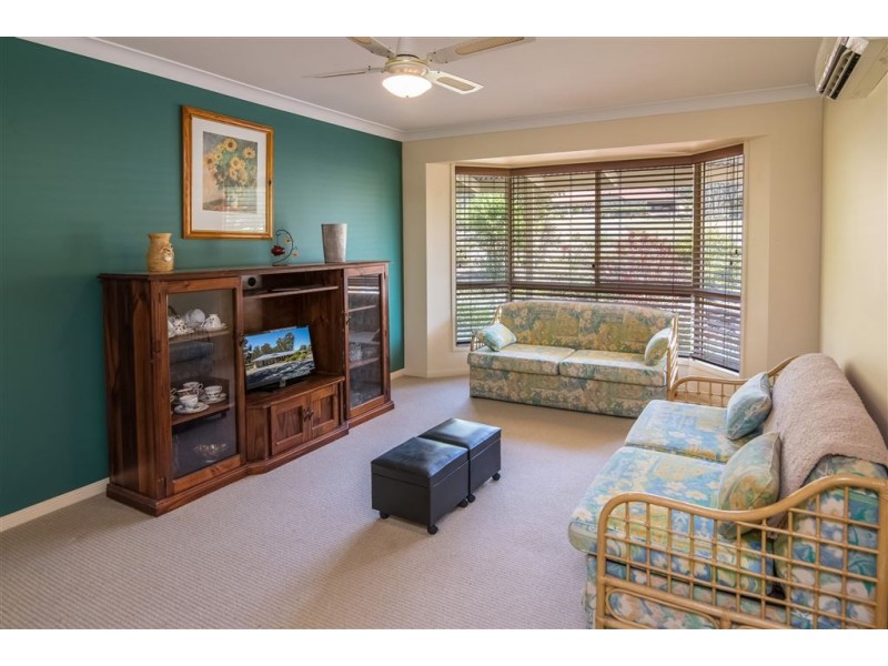 21 Racecourse Place, Tamborine QLD 4270