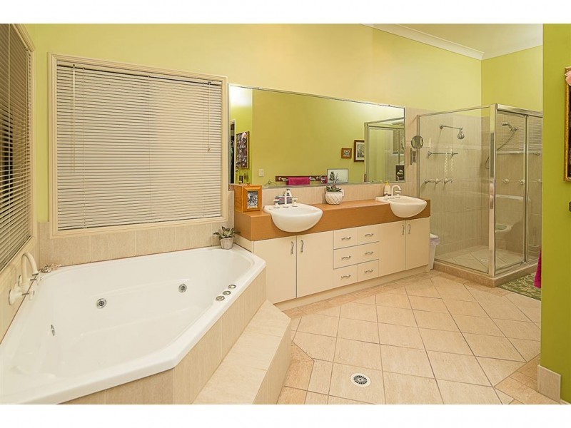 297 Leach Road, Tamborine QLD 4270