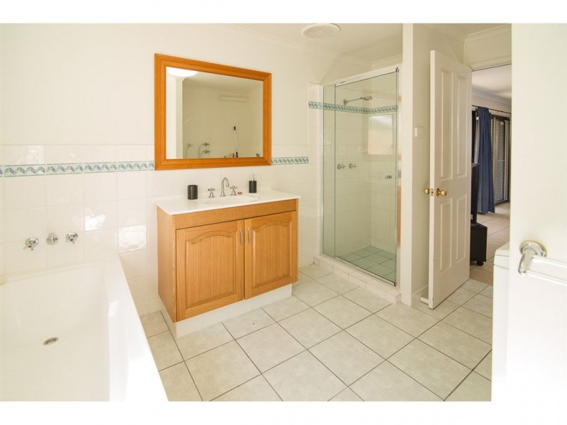 52 Stringybark Road, Tamborine QLD 4270