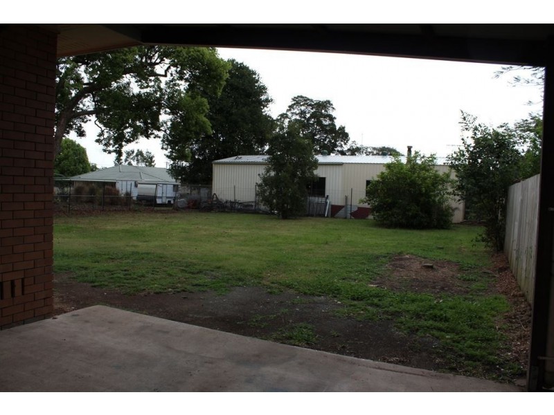 4 Dunsinane Street, Beaudesert QLD 4285