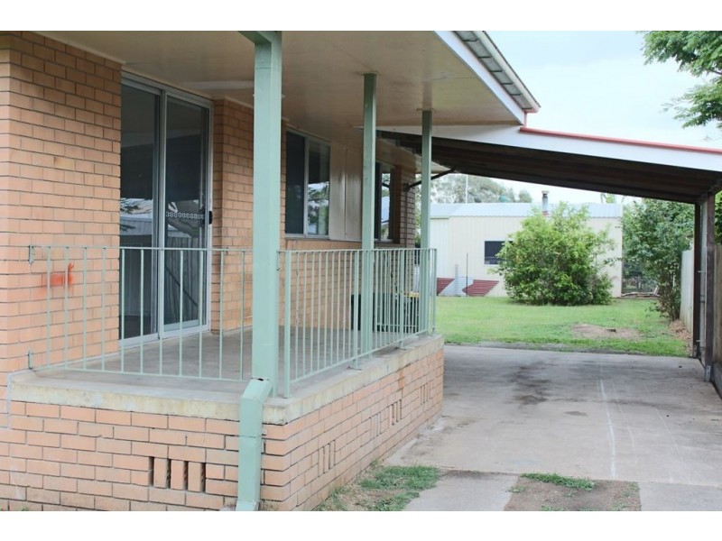 4 Dunsinane Street, Beaudesert QLD 4285