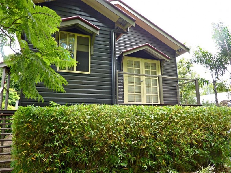 26 Central Avenue, Tamborine Mountain QLD 4272