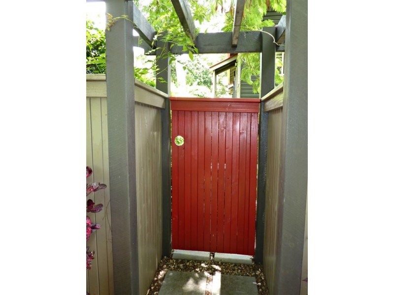 26 Central Avenue, Tamborine Mountain QLD 4272