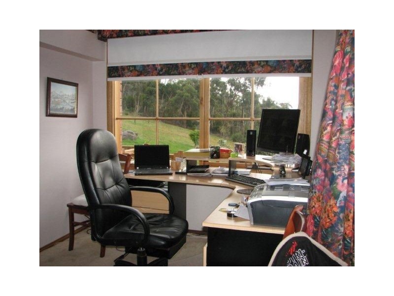 30 Firth Road, Lenah Valley TAS 7008