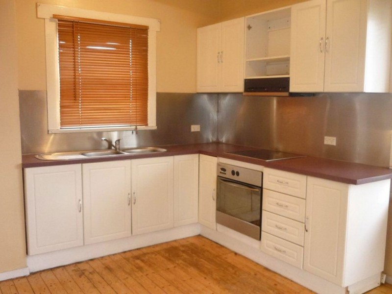 423 Brooker Highway, Derwent Park TAS 7009