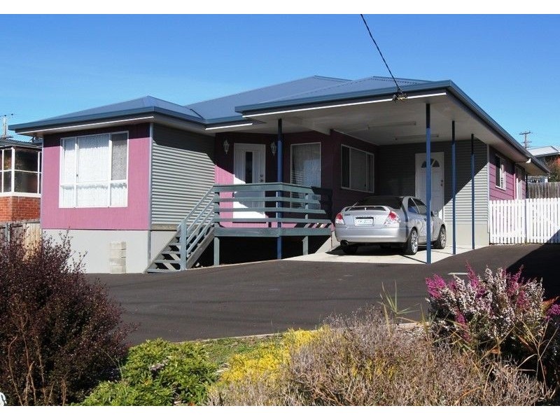 35 Hilton Road, Claremont TAS 7011