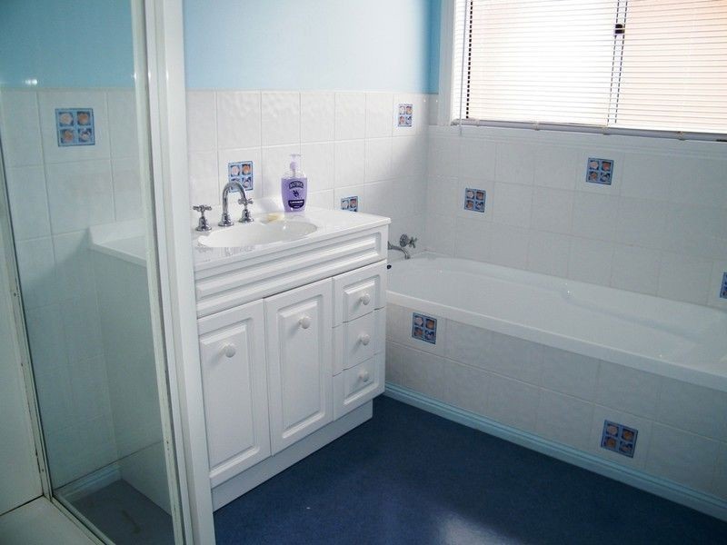 35 Hilton Road, Claremont TAS 7011