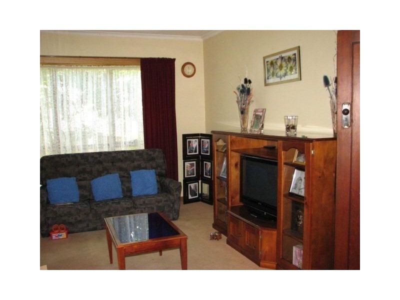 35 Hobart Road, New Norfolk TAS 7140