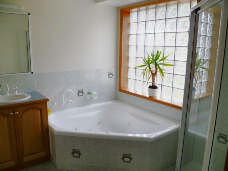 8b Melane Road, Old Beach TAS 7017
