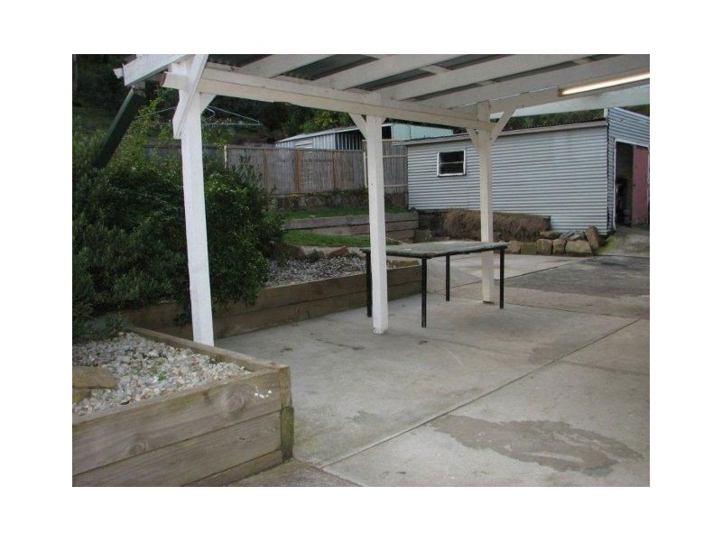 82 North Crescent, New Norfolk TAS 7140