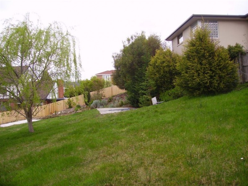 28 & 32 Firth Road, Lenah Valley TAS 7008