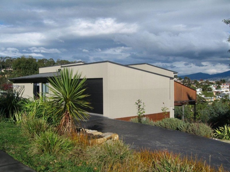 8 Thoona Street, Geilston Bay TAS 7015