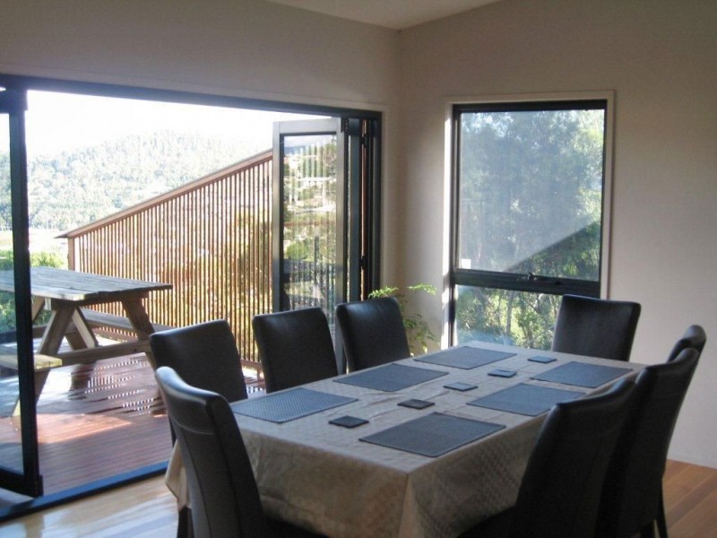 8 Thoona Street, Geilston Bay TAS 7015