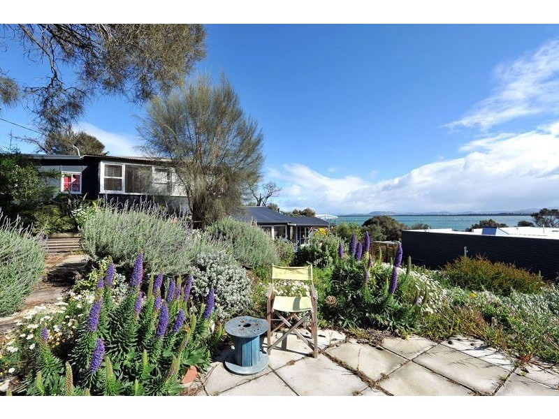 2 Cruddah Street, Dodges Ferry TAS 7173