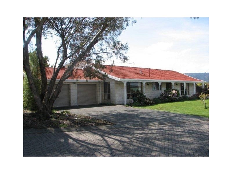 9 Cabernet Drive, Berriedale TAS 7011