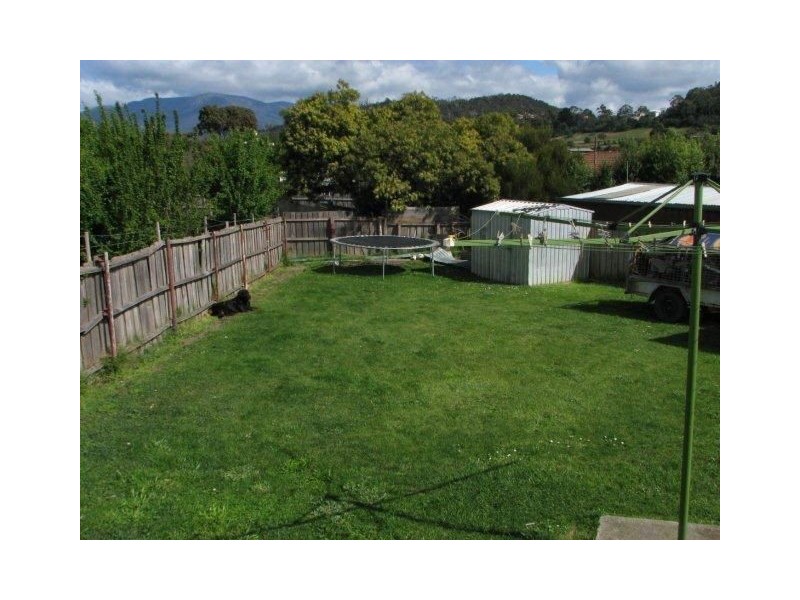 10 Dampier Street, Warrane TAS 7018