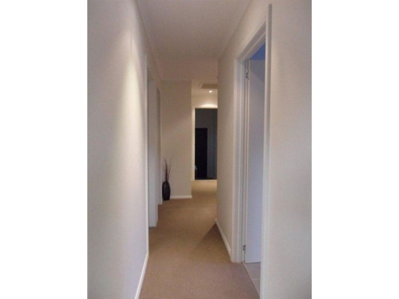 1+2/36 Hance Road, Howrah TAS 7018