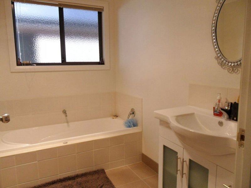 1+2/36 Hance Road, Howrah TAS 7018