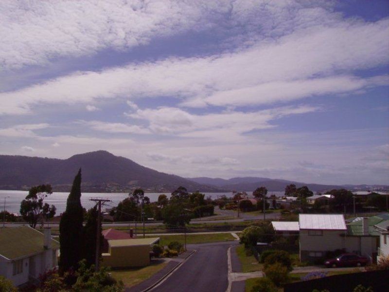 18 Pulkara Circle, Berriedale TAS 7011