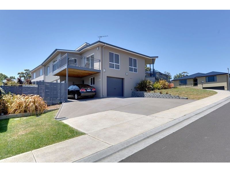 1/10 Baltonsborough Road, Austins Ferry TAS 7011