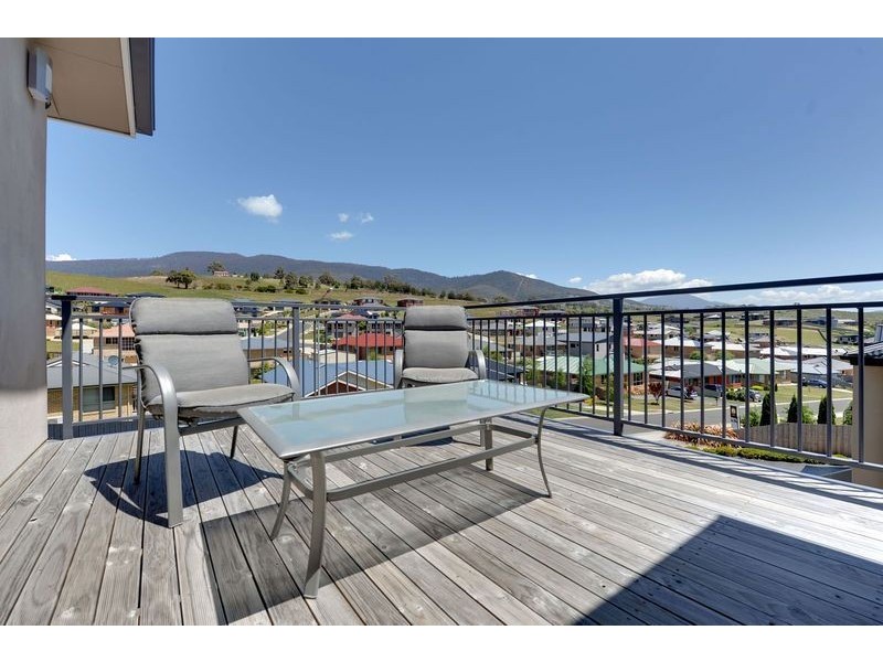 1/10 Baltonsborough Road, Austins Ferry TAS 7011