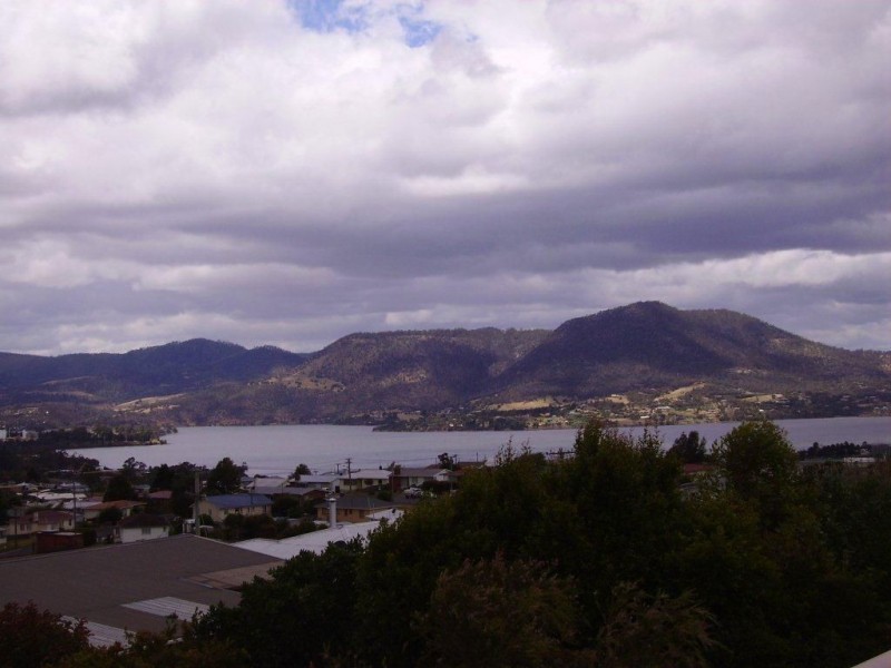 3/109 Berriedale Road, Berriedale TAS 7011