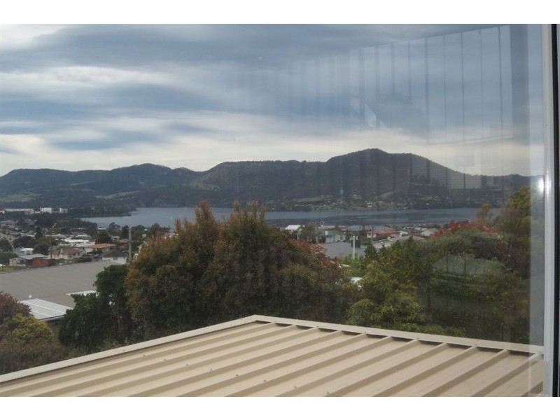 3/109 Berriedale Road, Berriedale TAS 7011