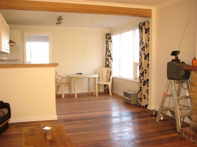 3/8 Tianna Road, Lindisfarne TAS 7015