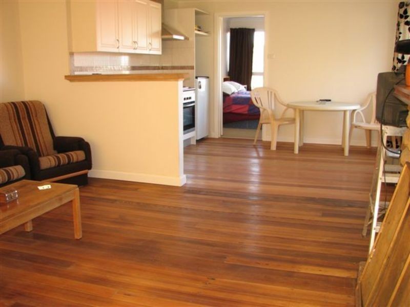 3/8 Tianna Road, Lindisfarne TAS 7015