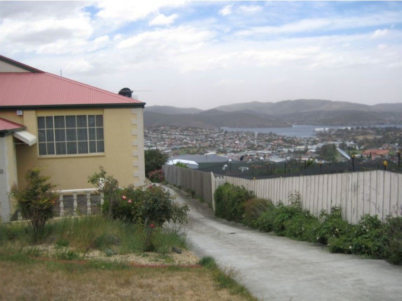 99 Amy Street, West Moonah TAS 7009