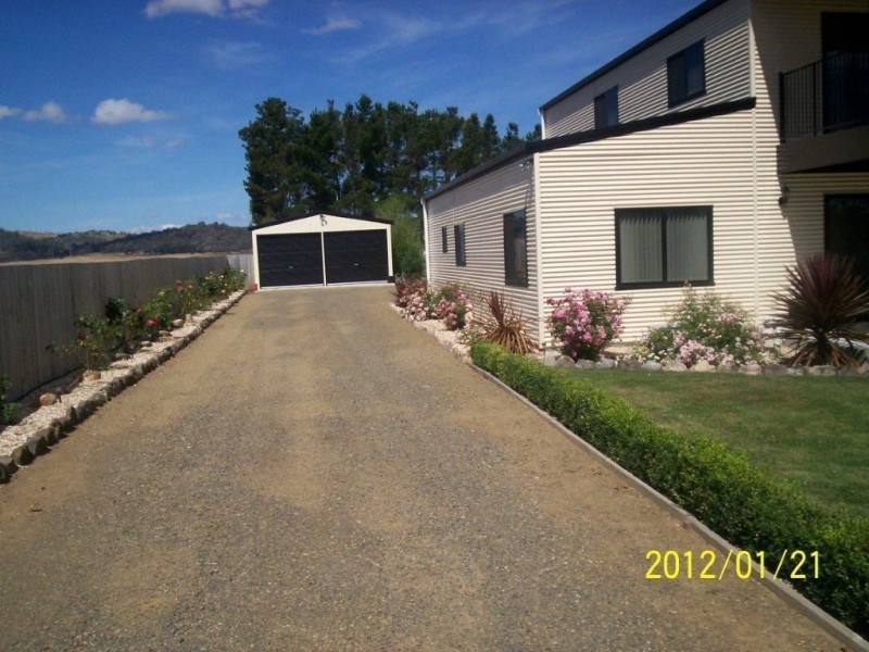 18 George Street, Bothwell TAS 7030