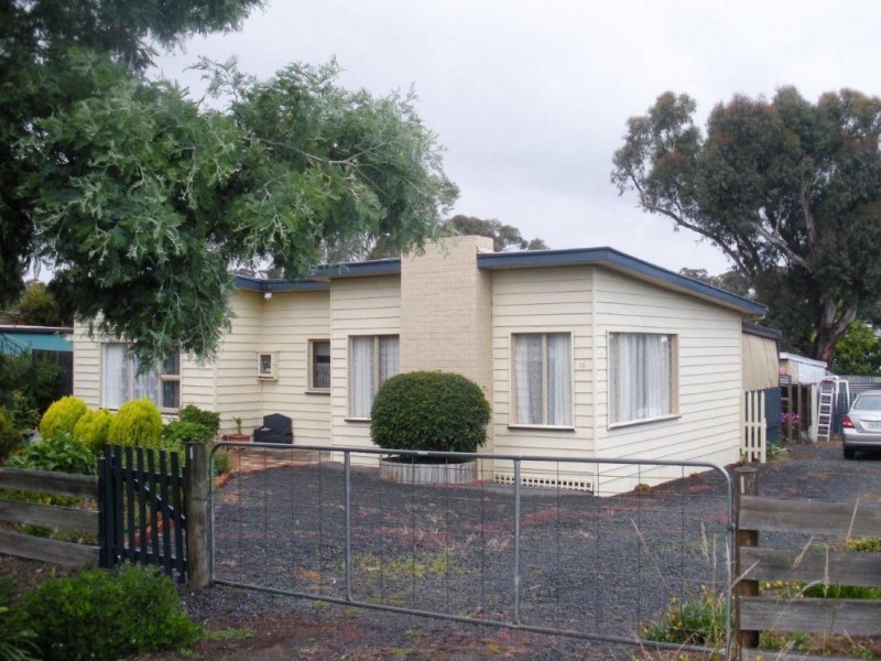 10 Webb Street, Dodges Ferry TAS 7173