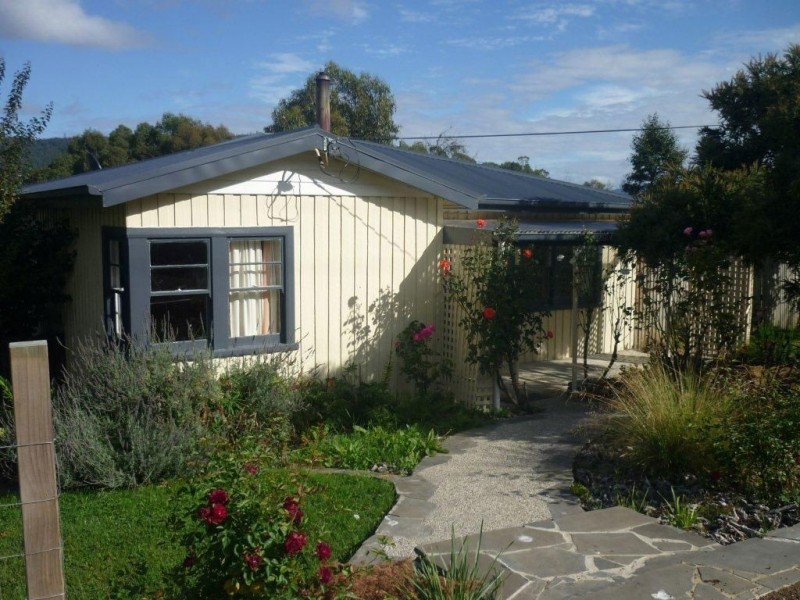 560 Collinsvale Road, Collinsvale TAS 7012