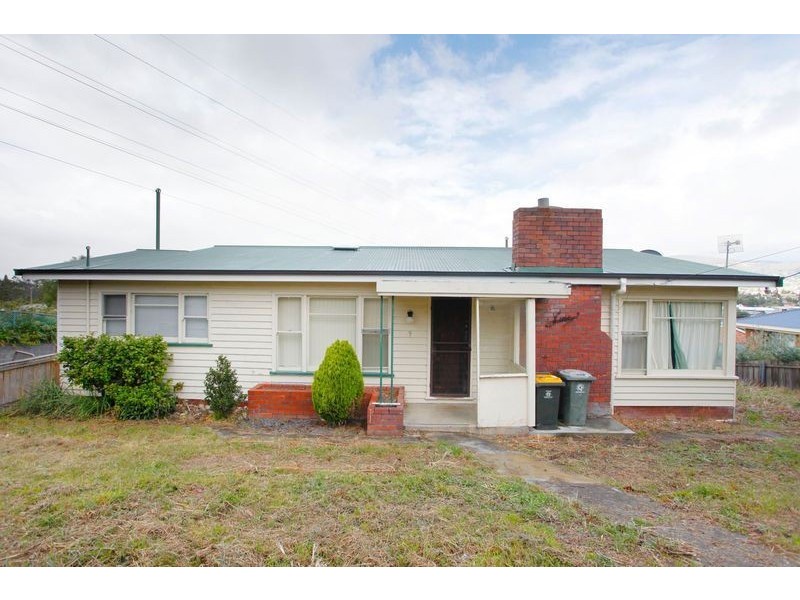 9 Chestnut Avenue, Lutana TAS 7009
