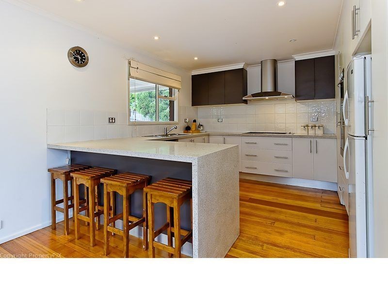 17 Myoora Street, Howrah TAS 7018