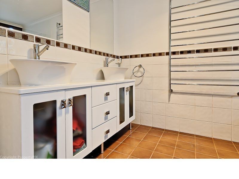 17 Myoora Street, Howrah TAS 7018