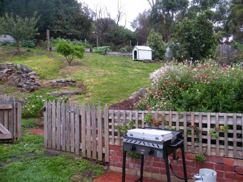 112 Flagstaff Gully Road, Lindisfarne TAS 7015