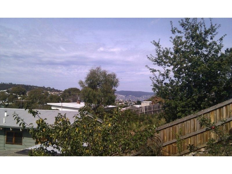 112 Flagstaff Gully Road, Lindisfarne TAS 7015