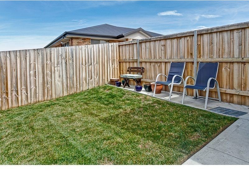 1/72 Glebe Hill Road, Howrah TAS 7018