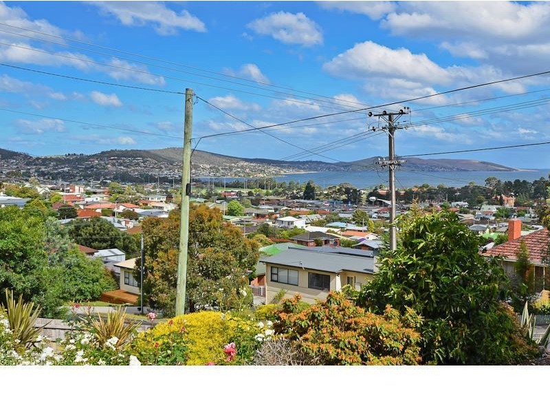 86 Waverley Street, Bellerive TAS 7018