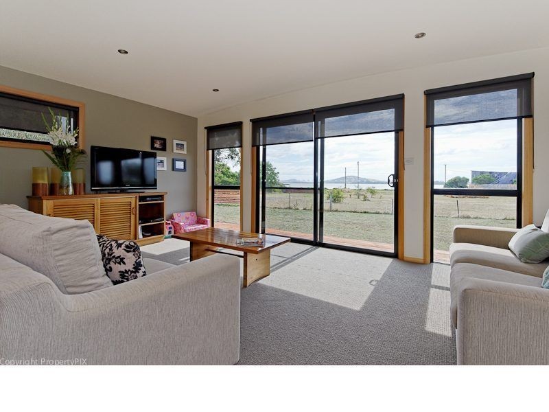 70 Bicheno Street, Clifton Beach TAS 7020