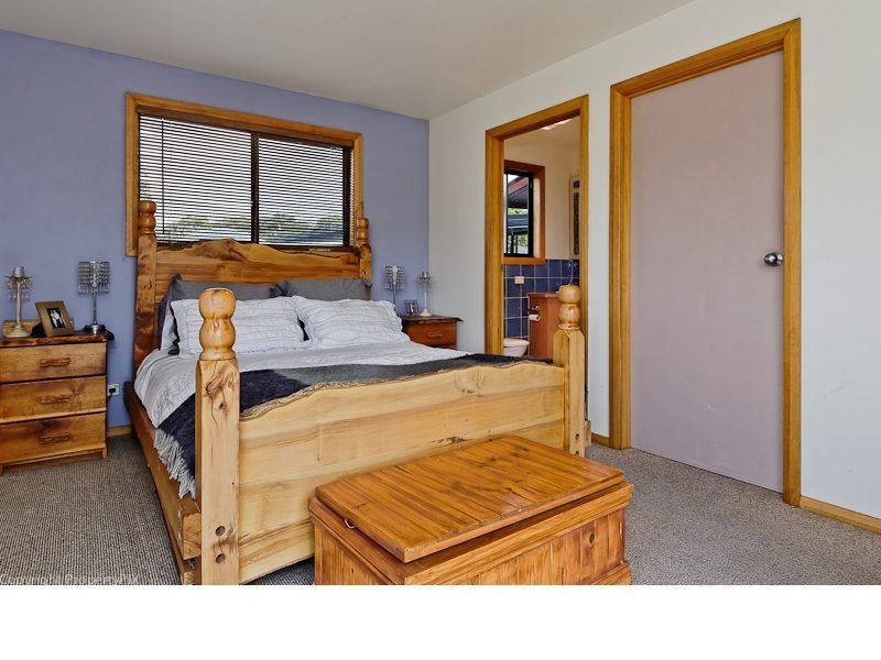 70 Bicheno Street, Clifton Beach TAS 7020