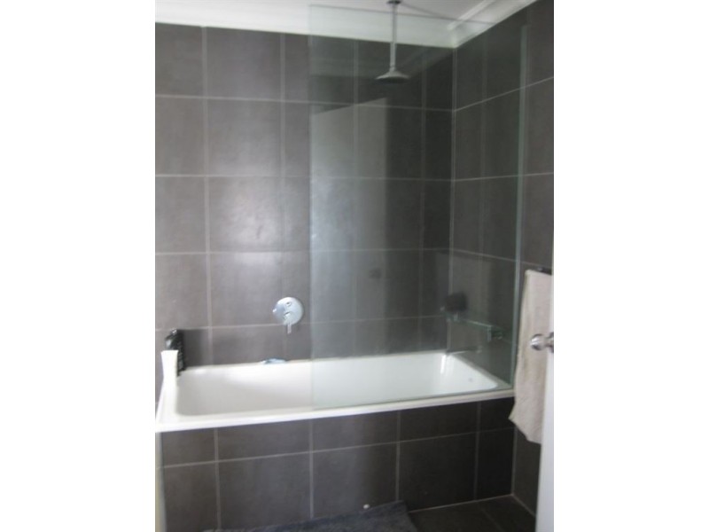 1/25 Barry Street, Glenorchy TAS 7010